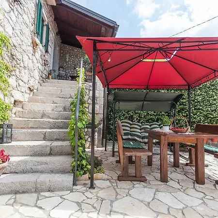 Villa Hedonia *